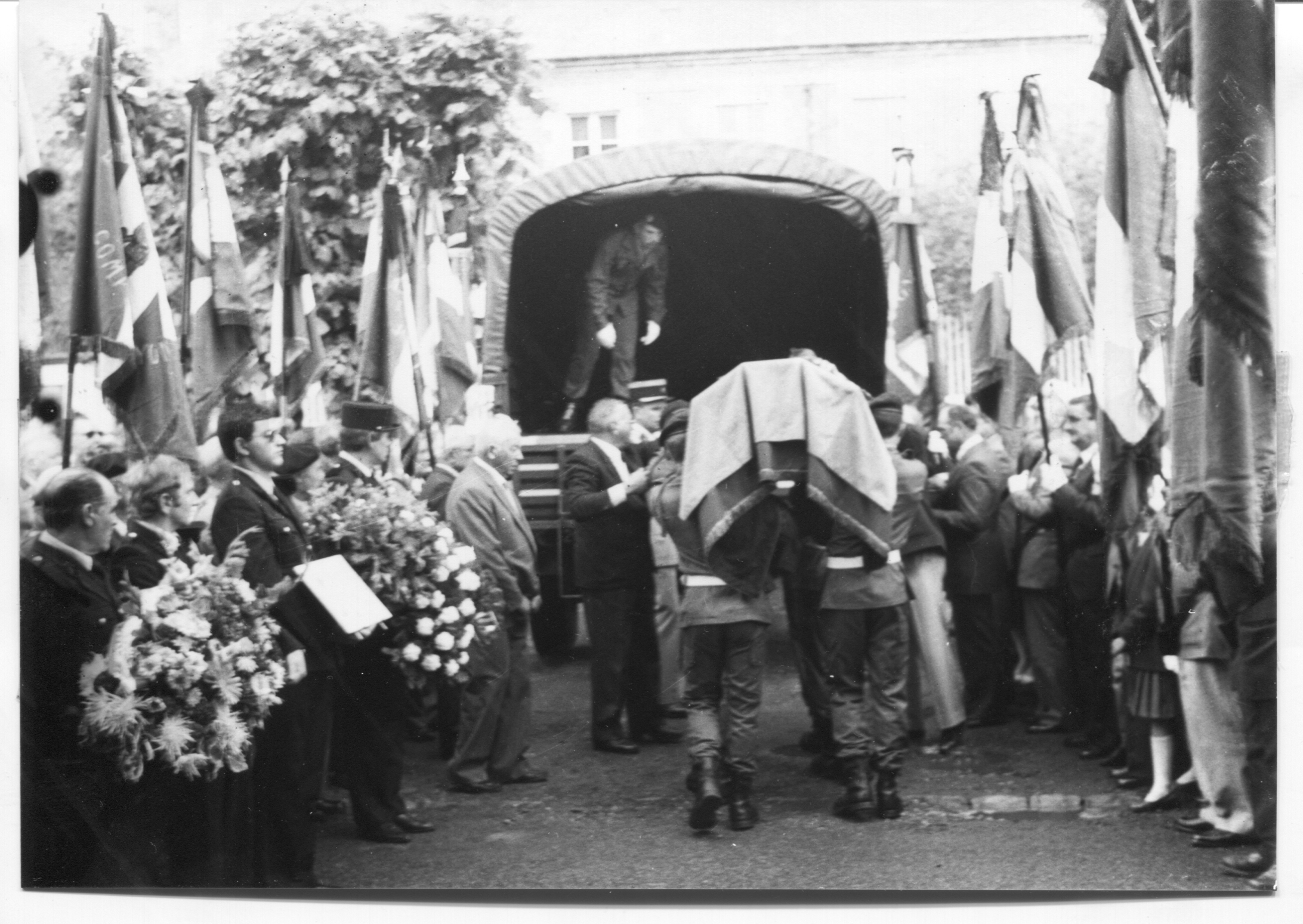 Le Pévédic François Obsèques à Crisolles 27 juin 1985